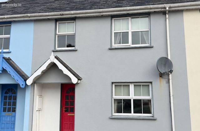Chapel Square, Fermoy, Co. Cork - Click to view photos