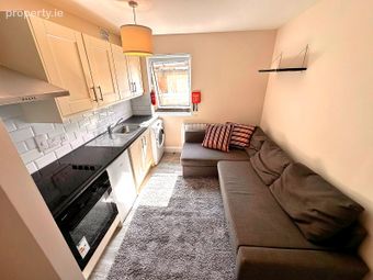 Flat 3, 6 Summer Street North, North Circular Road, Dublin 1 - Image 2