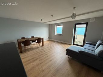 Apartment 6, Chapel Gate Apartments, Aylesbury, Dublin 24 - Image 2