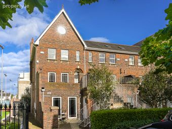 66 Radcliffe Hall, Saint John`s Road, Sandymount, Dublin 4, Co. Dublin, Sandymount, Dublin 4 - Image 4