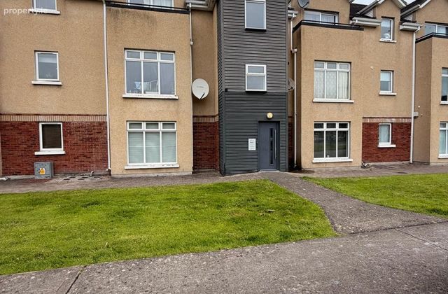 Block 5, Cois Luachra, Dooradoyle, Co. Limerick - Click to view photos