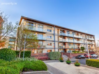 32 Millrace Court, Phoenix Park Racecourse, Castleknock, Dublin 15, Castleknock, Dublin 15