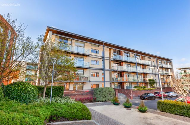 32 Millrace Court, Phoenix Park Racecourse, Castleknock, Dublin 15, Castleknock, Dublin 15 - Click to view photos