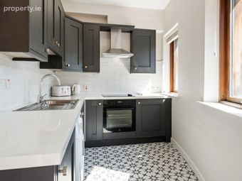 9 Semple House, Custom House Square, Ifsc, Dublin 1, IFSC, Dublin 1 - Image 5