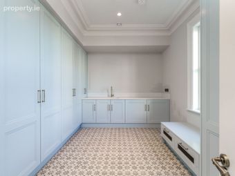 Ferndale, Avoca Avenue, Stillorgan, Co. Dublin - Image 4