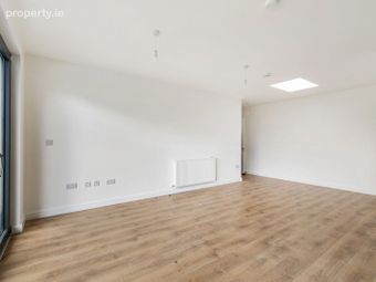 48 Fontenoy Place Exceptional 2 Bedroom Penthouse, Fontenoy Place, Strand Road, Bray, Co. Wicklow, Bray, Co. Wicklow - Image 5
