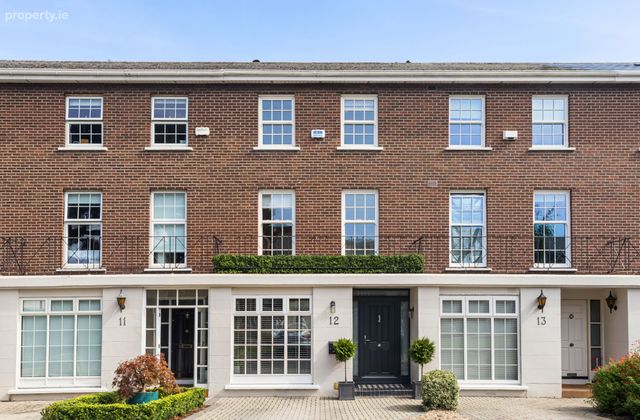 12 Eglinton Square, Dublin 4, Dublin 4 - Click to view photos
