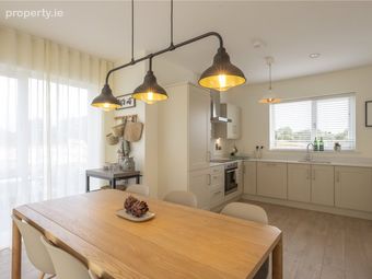 9 Kennan Walk, Dublin 15 - Image 3