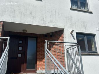 119 Block F, Br&uacute; Na Sionna, Shannon Town Centre, Shannon, Co. Clare