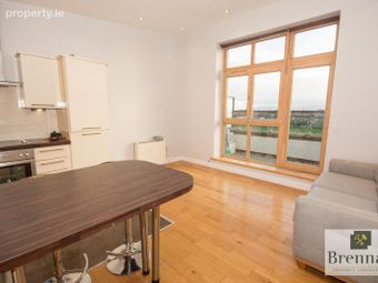 Apartment, Royal Canal Court, Royal Canal Park, Dublin 15 - Image 5