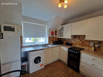 11 Avondale House, Model Farm Road, Wilton, Co. Cork - Image 2