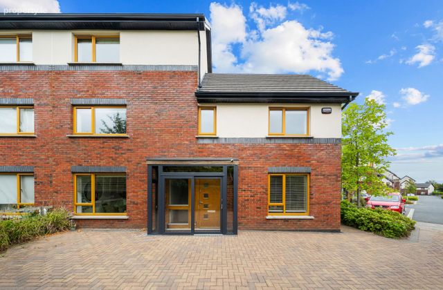 21 Dalriada Walk, Knocklyon, Dublin 16, Knocklyon, Dublin 16 - Click to view photos