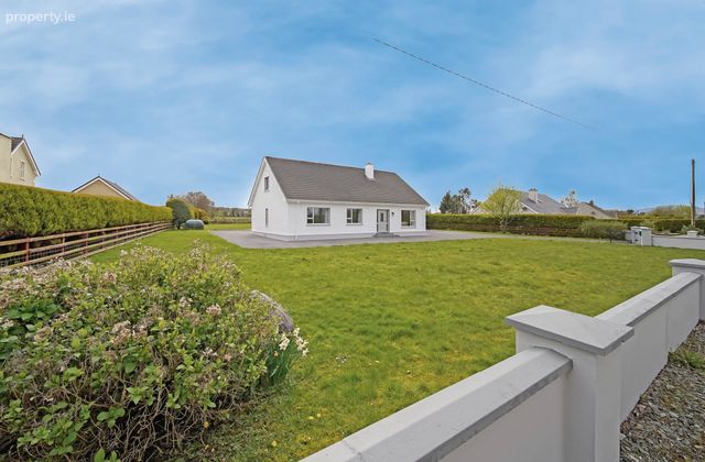 Rough Park, Ramelton, Co. Donegal, Ramelton, Co. Donegal - Click to view photos