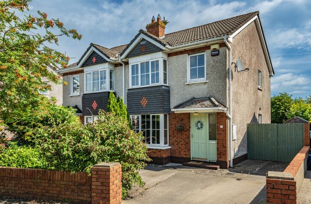 27 Caragh Meadows, Naas, Co. Kildare, Naas, Co. Kildare - Click to view photos