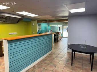 Waves Surf Caf&eacute;, Main Street, Bundoran, Co. Donegal - Image 5