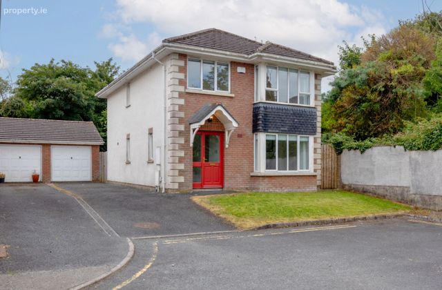 39 Rockfield Court, Dundalk, Co. Louth - Click to view photos