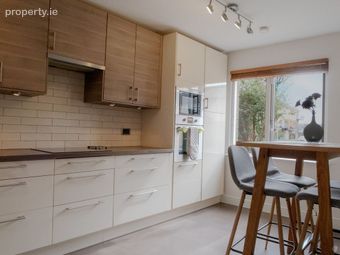 2 Russell Grove, Russell Square, Dublin 24, Jobstown, Dublin 24 - Image 3