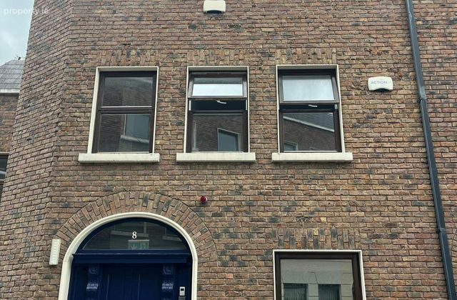 8 Windsor Place, Pembroke Street Lower, Dublin 2, Dublin 2 - Click to view photos