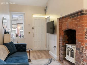 10 Saint Broc's Cottages, Donnybrook, Dublin 4 - Image 4