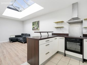 Townhouse 5, Brabazon Hall, Ardee Street, Dublin 8 - Image 5