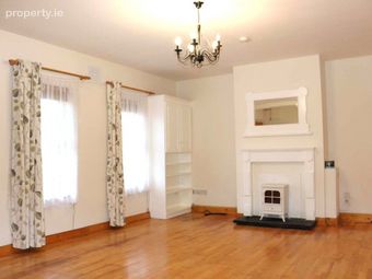 3 Ballycasey Court Mews, Ballycasey Court, Shannon, Co. Clare - Image 3
