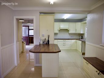 15 Oaklands Park, Letterkenny, Co. Donegal, Letterkenny, Co. Donegal - Image 5