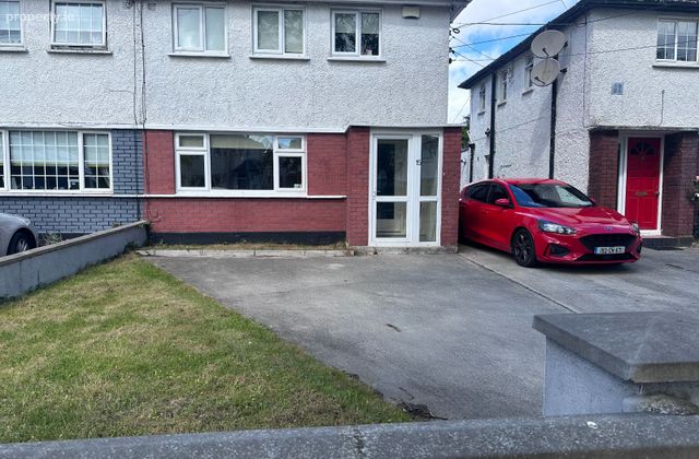 15 Oldtown Road, Santry, Dublin 9 - Click to view photos