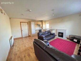 23 Cois Croinn, Saltown, Dundalk, Co. Louth - Image 5