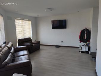 Apartment 18, Manor Court, Saint Mochta's Road, Porterstown, Dublin 15 - Image 3