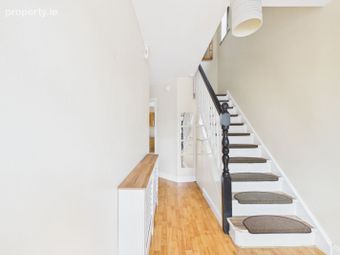 13 Esker Walk, Ardkeen Village, Waterford City Centre, Co. Waterford
