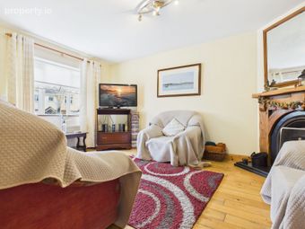 8 College Avenue, College Manor, Cobh, Co. Cork - Image 5
