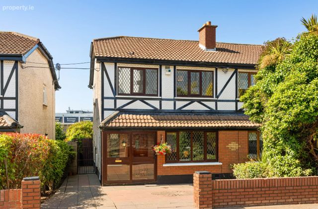 18 The Grange, Kill O'the Grange, Blackrock, Co. Dublin - Click to view photos