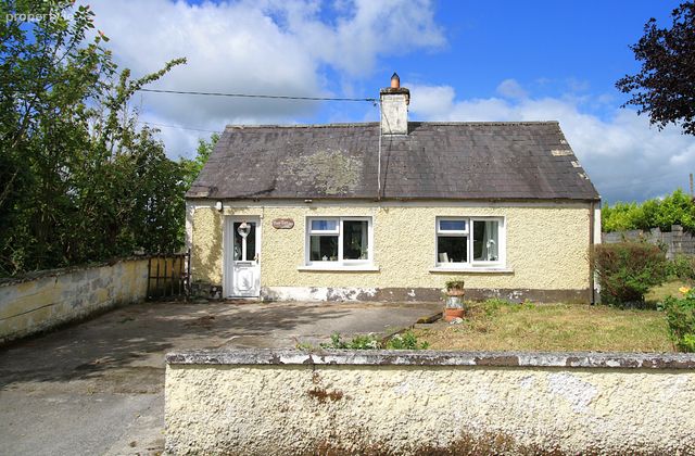 Rose Cottage, 1 Woodlands, Castledermot, Co Kildare, Castledermot, Co. Kildare - Click to view photos