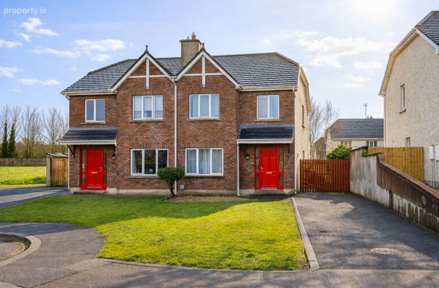 9 Chancery Park Close, Tullamore, Co. Offaly - Click to view photos