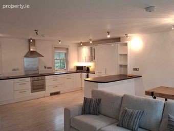 Newborough House, 24 Lower O 'connell Street, Kinsale, Co. Cork - Image 3