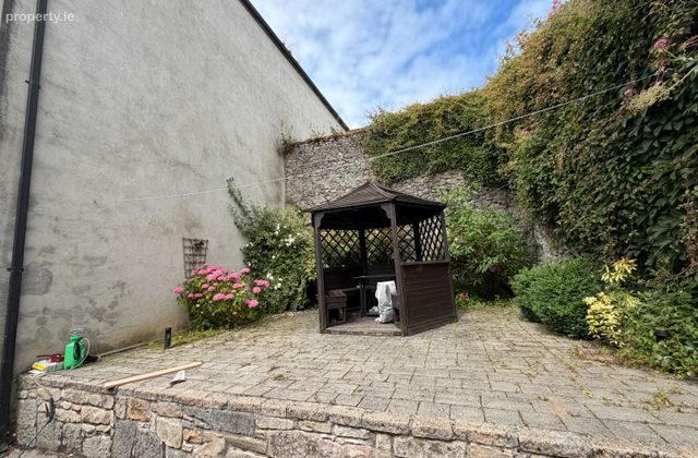 Main St, Cashel, Cashel, Co. Tipperary - Click to view photos