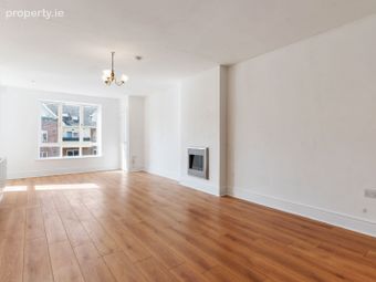 37 Ballintyre Square, Ballinteer, Dublin 16 - Image 3