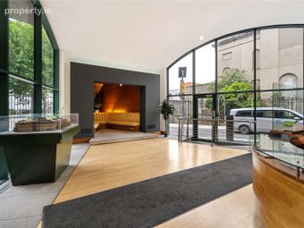 67 Adelaide Square, Whitefriar Square, Dublin 8, Dublin 8 - Image 2