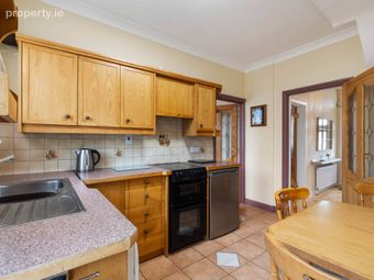 3 Muckross Crescent, Perrystown, Dublin 12, Co. Dublin, Perrystown, Dublin 12 - Image 5