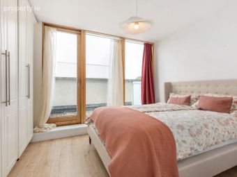 Apartment 61, Fitzwilliam Point, Irishtown, Dublin 4 - Image 4