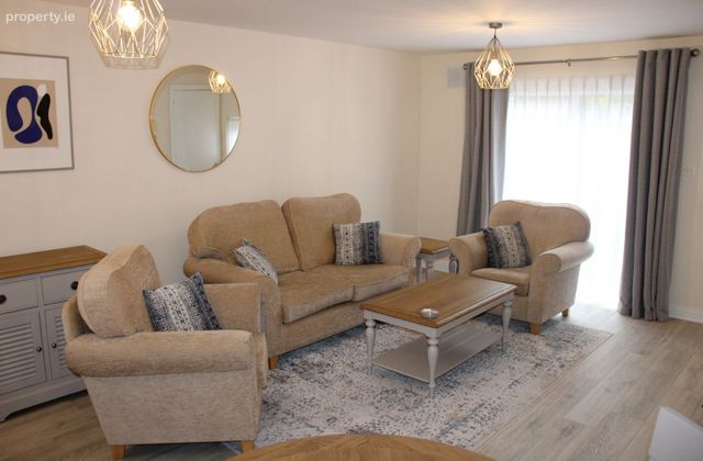 Clonmacken Court, Clonmacken Road, Ennis Road, Co. Limerick - Click to view photos