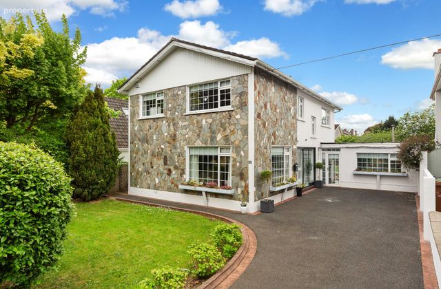 4 Castleknock Green, Castleknock, Dublin 15, Castleknock, Dublin 15 - Click to view photos