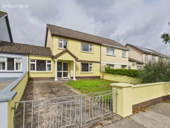 25 Castlewood Park, Ennis, Co. Clare - Image 5