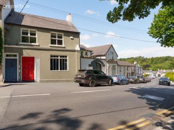 Wogan House Apartment, Church Hill, Enniskerry, Enniskerry, Co. Wicklow