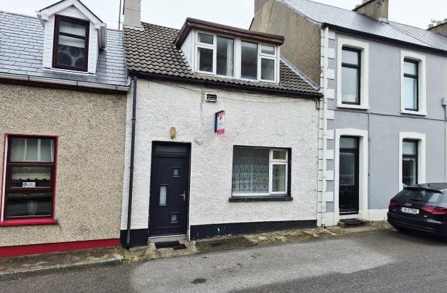 6 Chapel Street, Ballyshannon, Ballyshannon, Co. Donegal - Click to view photos