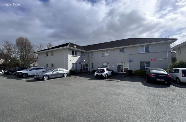 Apartment 28, Moynihan Court, Tallaght, Dublin 24 - Click to view photos