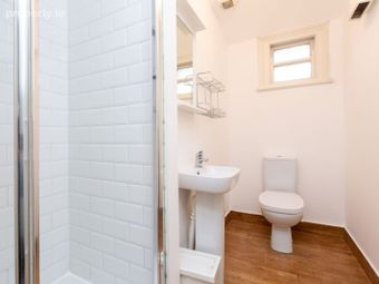 Flat 12, 3 Howth Road, Fairview, Dublin 3 - Image 4