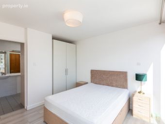 Apartment 3, 70 Leeson Close, Dublin 2 - Image 4
