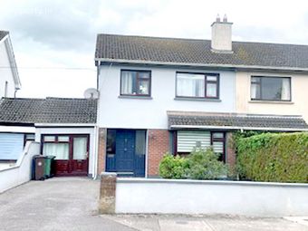 69 The Grove, Hophill, Tullamore, Co. Offaly - Image 2