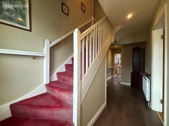 16 Pearse Park, Clonmel, Co. Tipperary, Clonmel, Co. Tipperary - Image 2